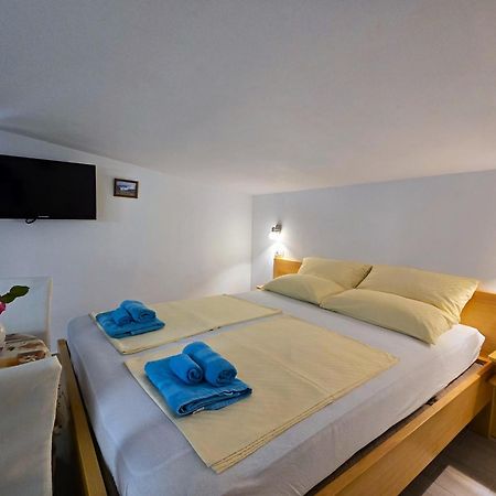 Keser Apartments Rovinj Exterior foto