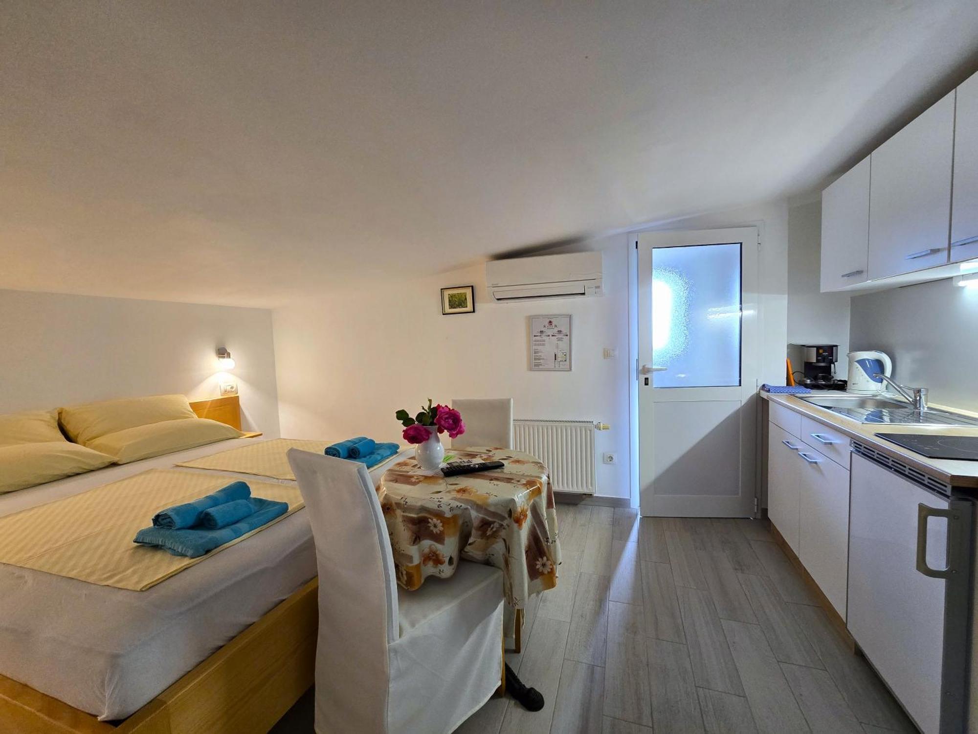 Keser Apartments Rovinj Exterior foto