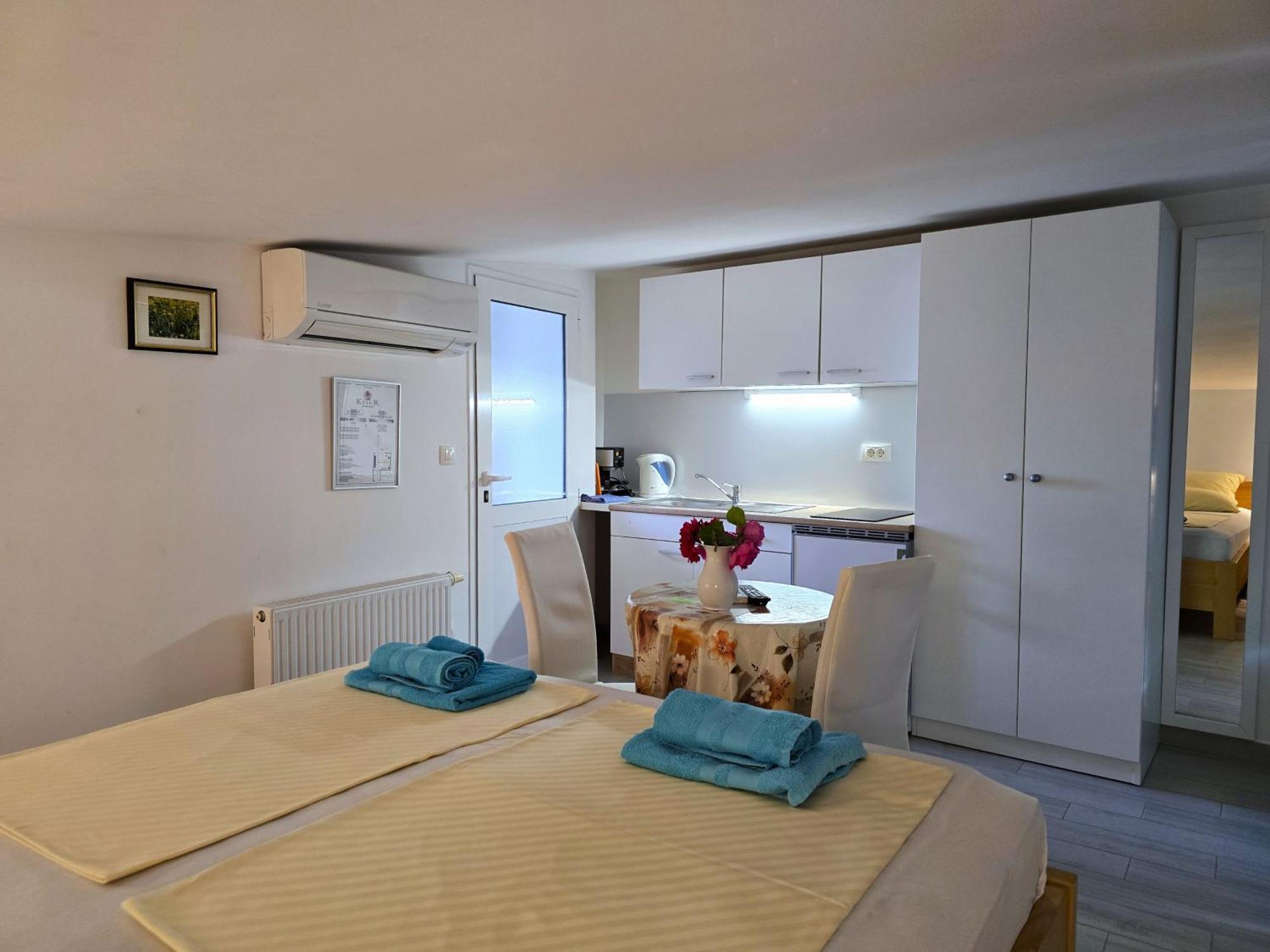 Keser Apartments Rovinj Exterior foto