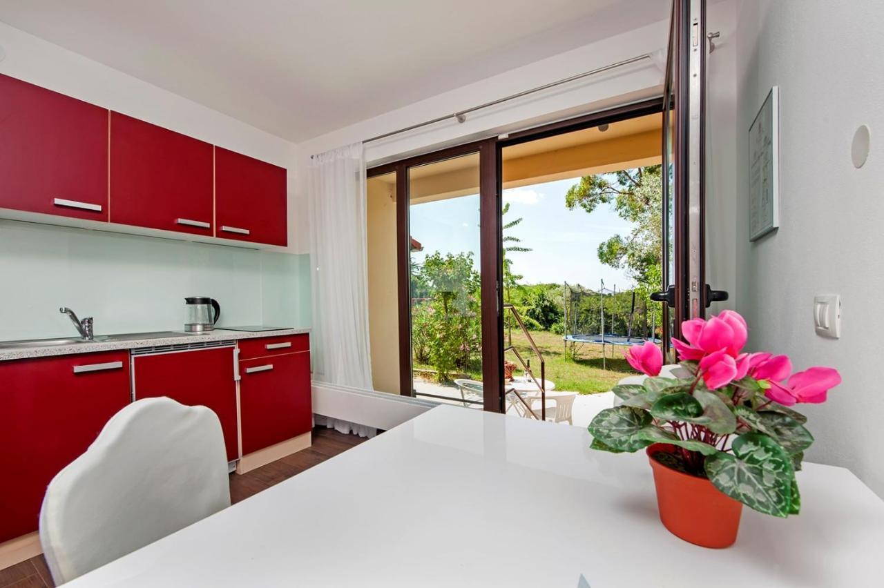 Keser Apartments Rovinj Exterior foto